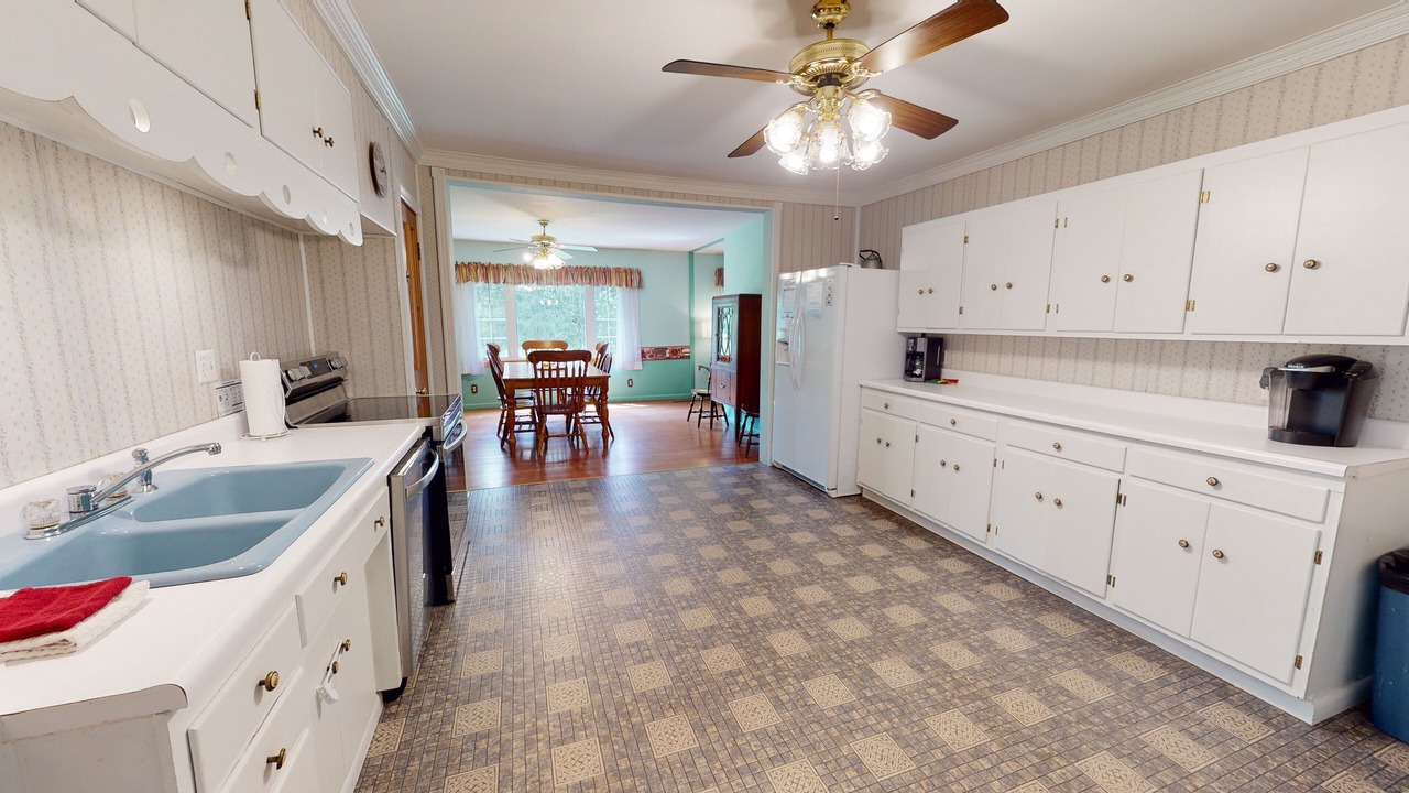 Photo of Kitchen in Gaines