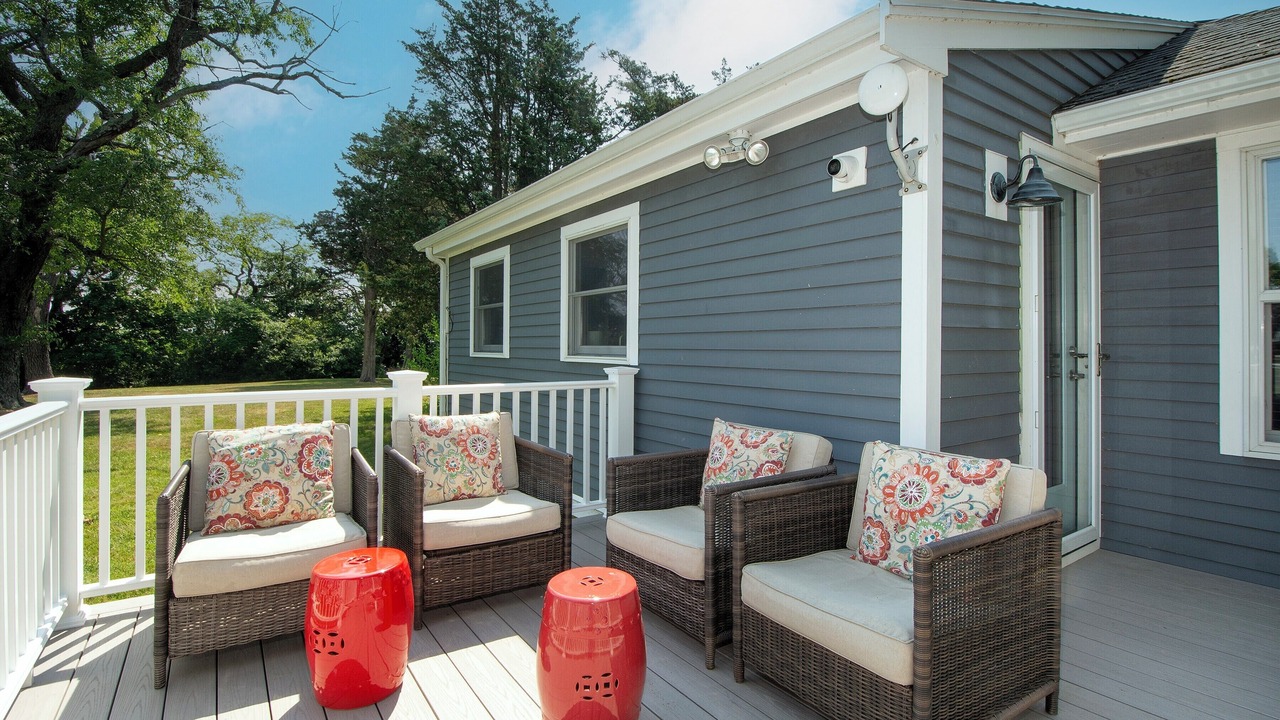 Photo of Patio Balcony in Minot