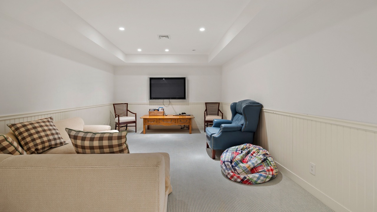 Photo of Livingroom in East Dennis
