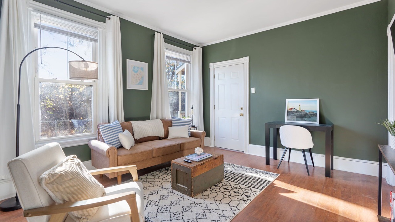 Photo of Livingroom in Oakdale