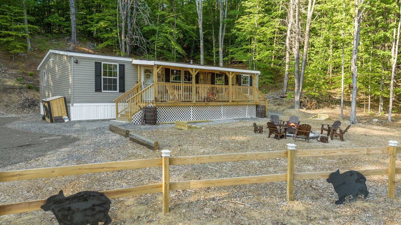 Photo of Outdoor in Ashland