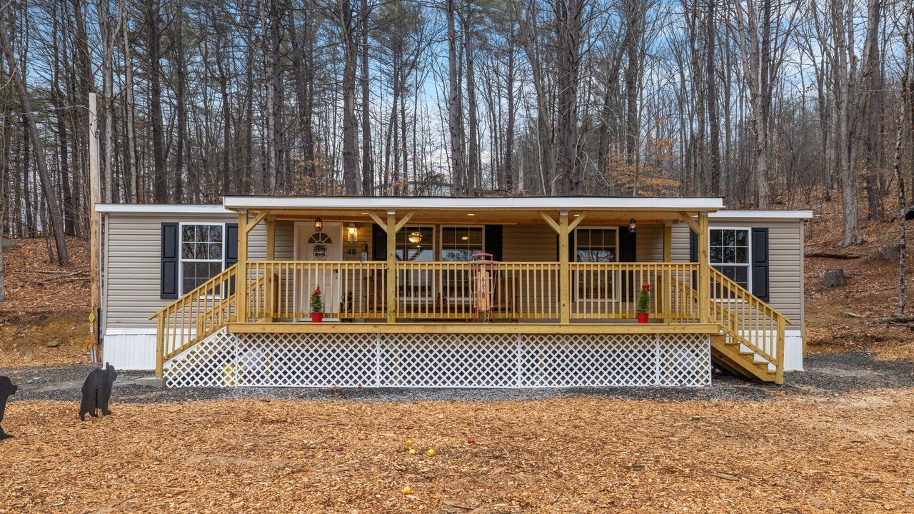 Photo of Outdoor in Ashland