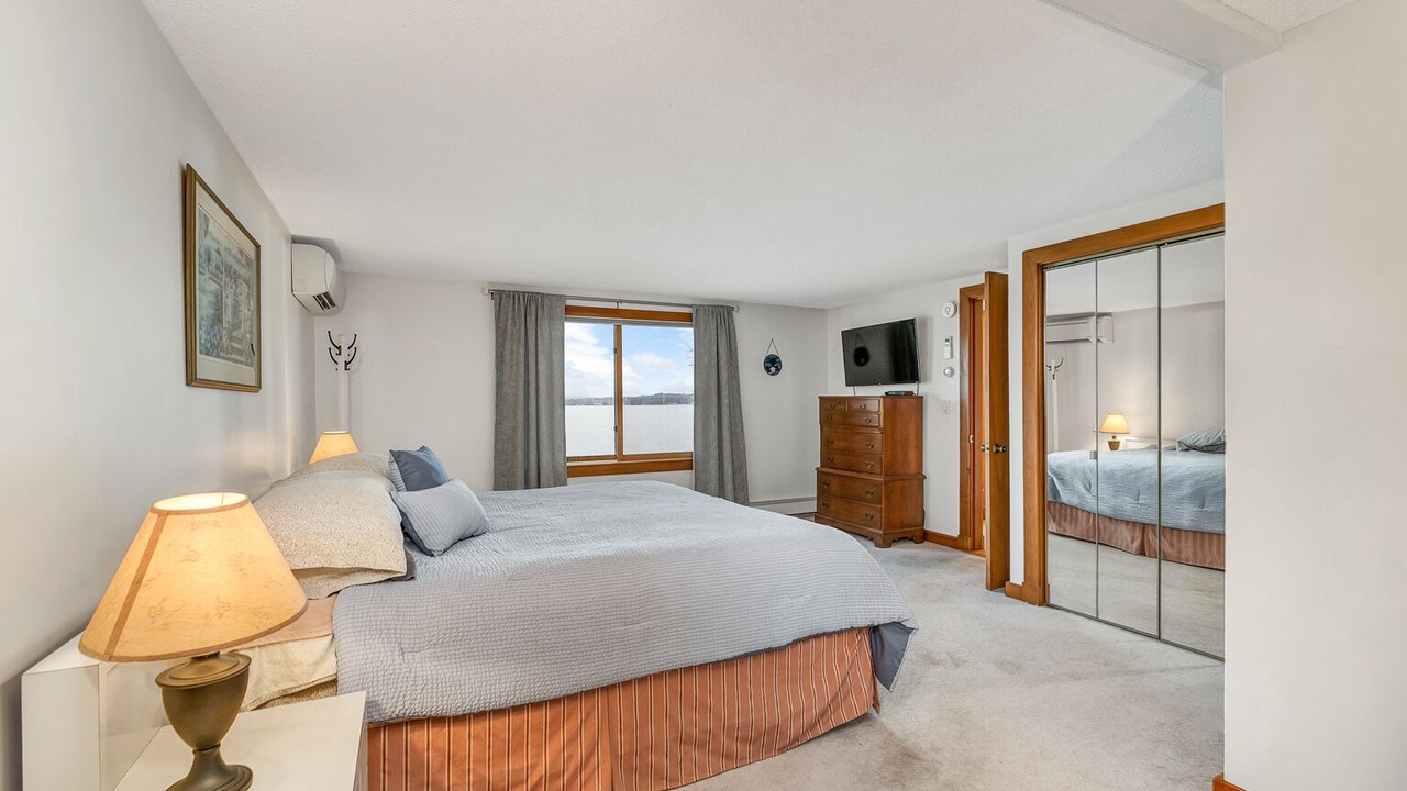 Photo of Bedroom in Meredith