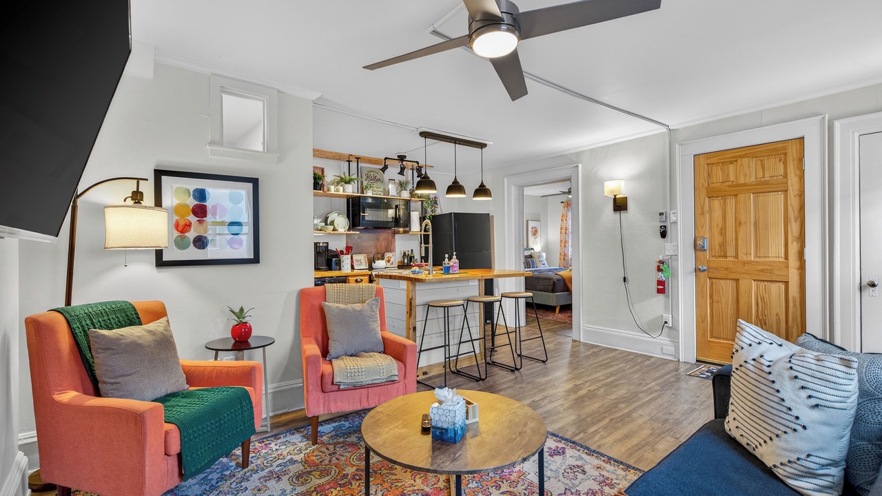 Photo of Livingroom in Old North End