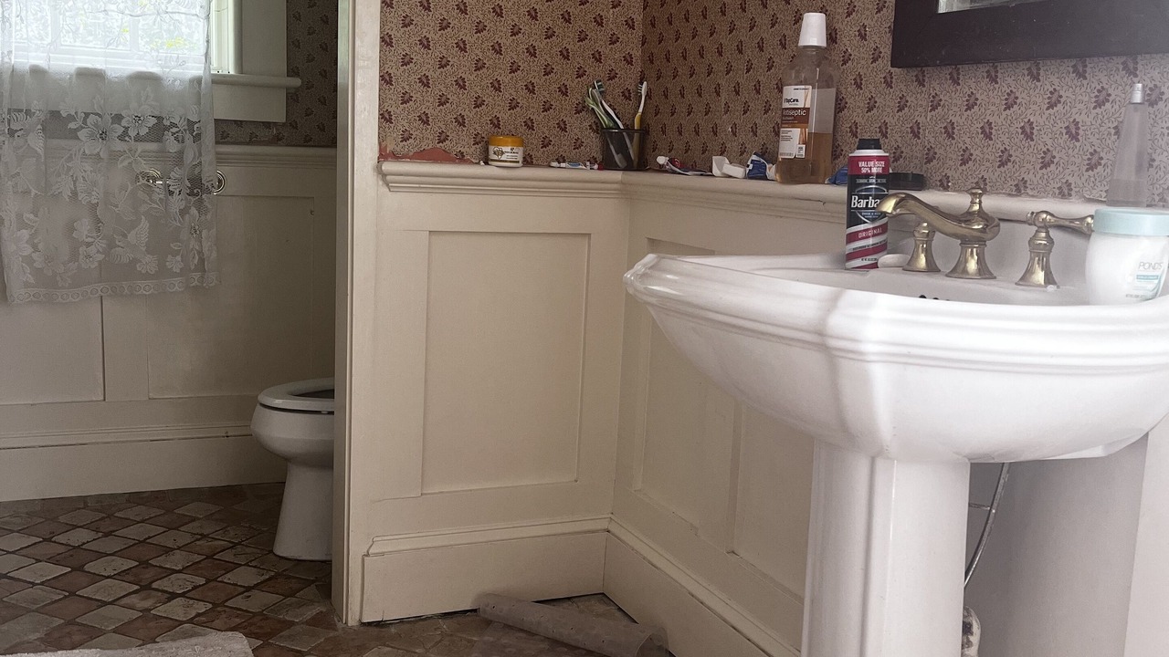 Photo of Bathroom in Guilford