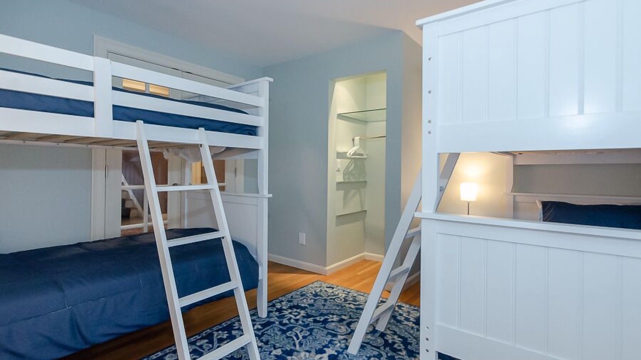 Photo of Bedroom in Cummaquid