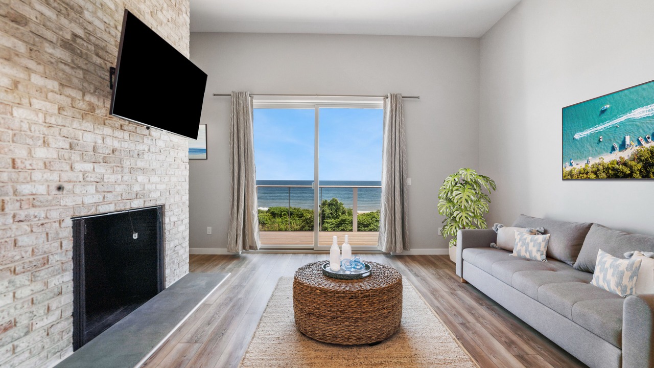 Photo of Livingroom in Montauk