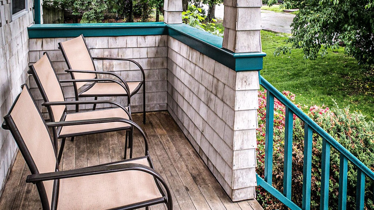 Photo of Patio Balcony in Cliff Walk