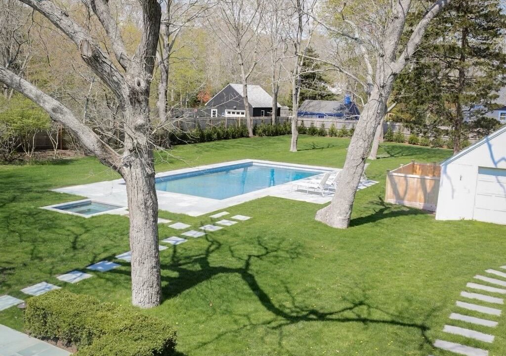 Photo of Others in East Hampton North