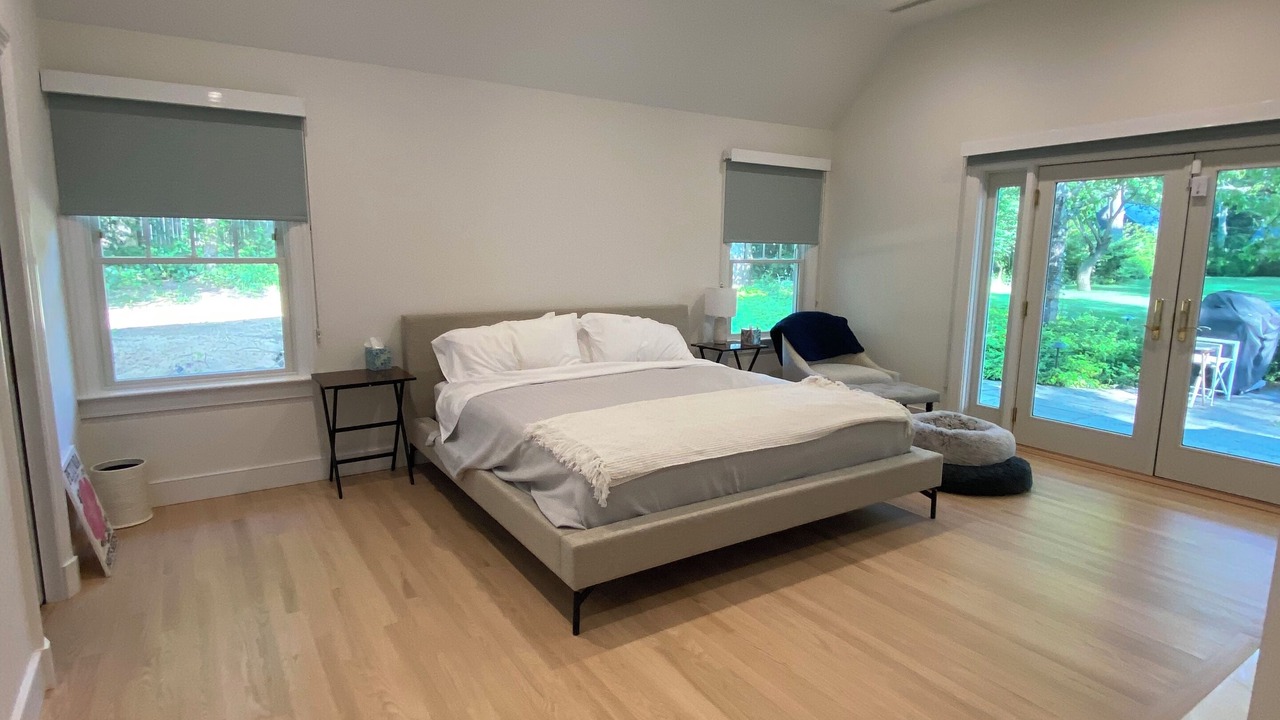 Photo of Livingroom in East Hampton North