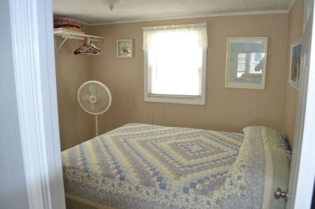 Photo of Bedroom in Seabrook