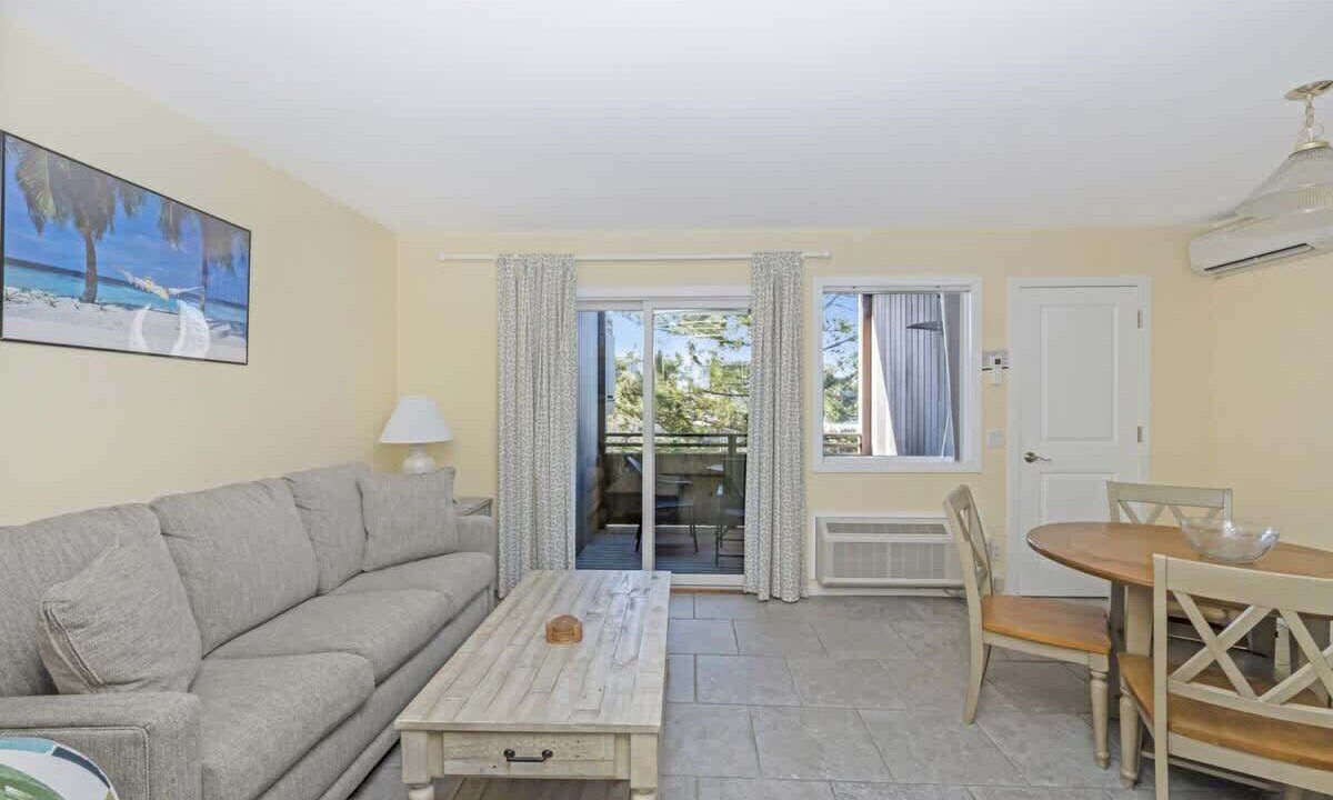 Photo of Livingroom in Napeague