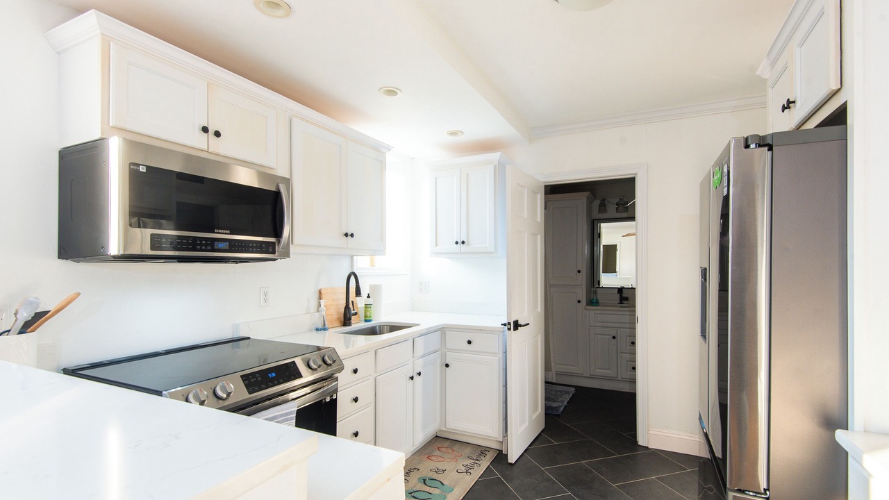 Photo of Kitchen in Yachting Village