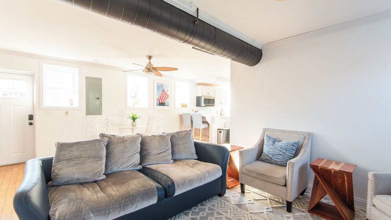 Photo of Livingroom in Yachting Village