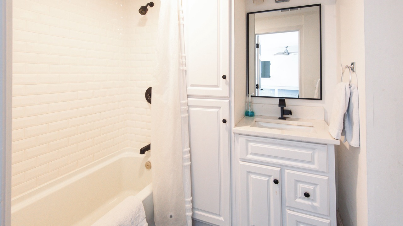 Photo of Bathroom in Yachting Village
