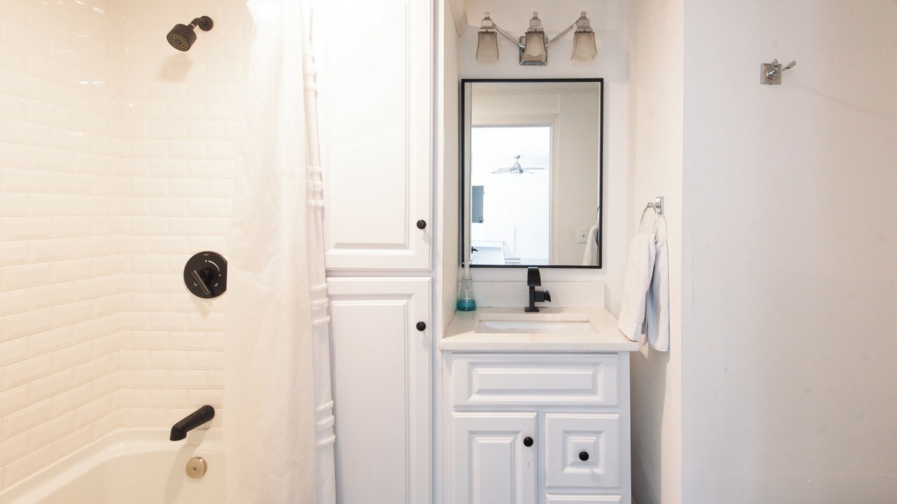 Photo of Bathroom in Yachting Village