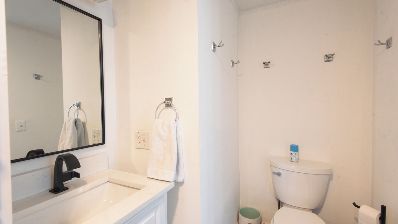 Photo of Bathroom in Yachting Village