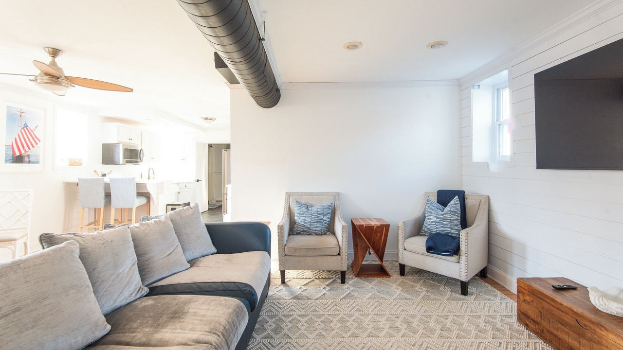 Photo of Livingroom in Yachting Village