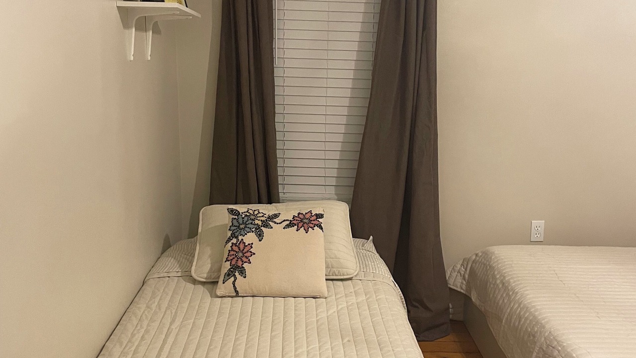 Photo of Bedroom in Warren