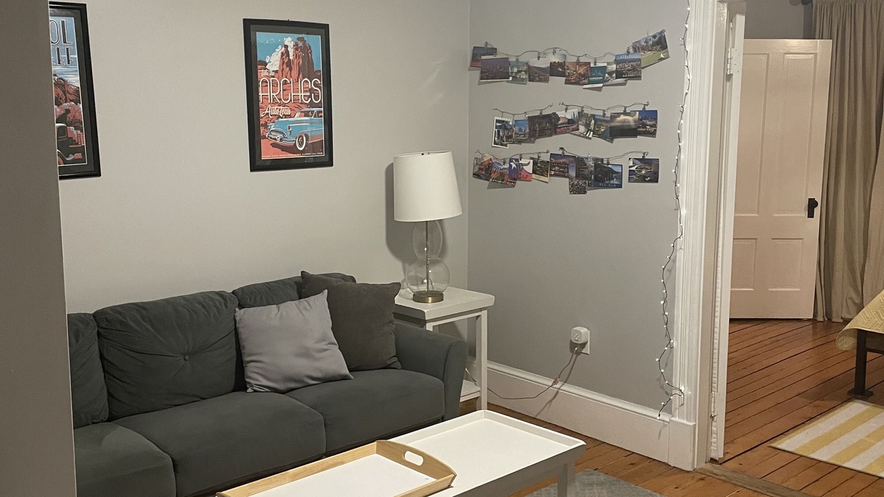 Photo of Livingroom in Warren
