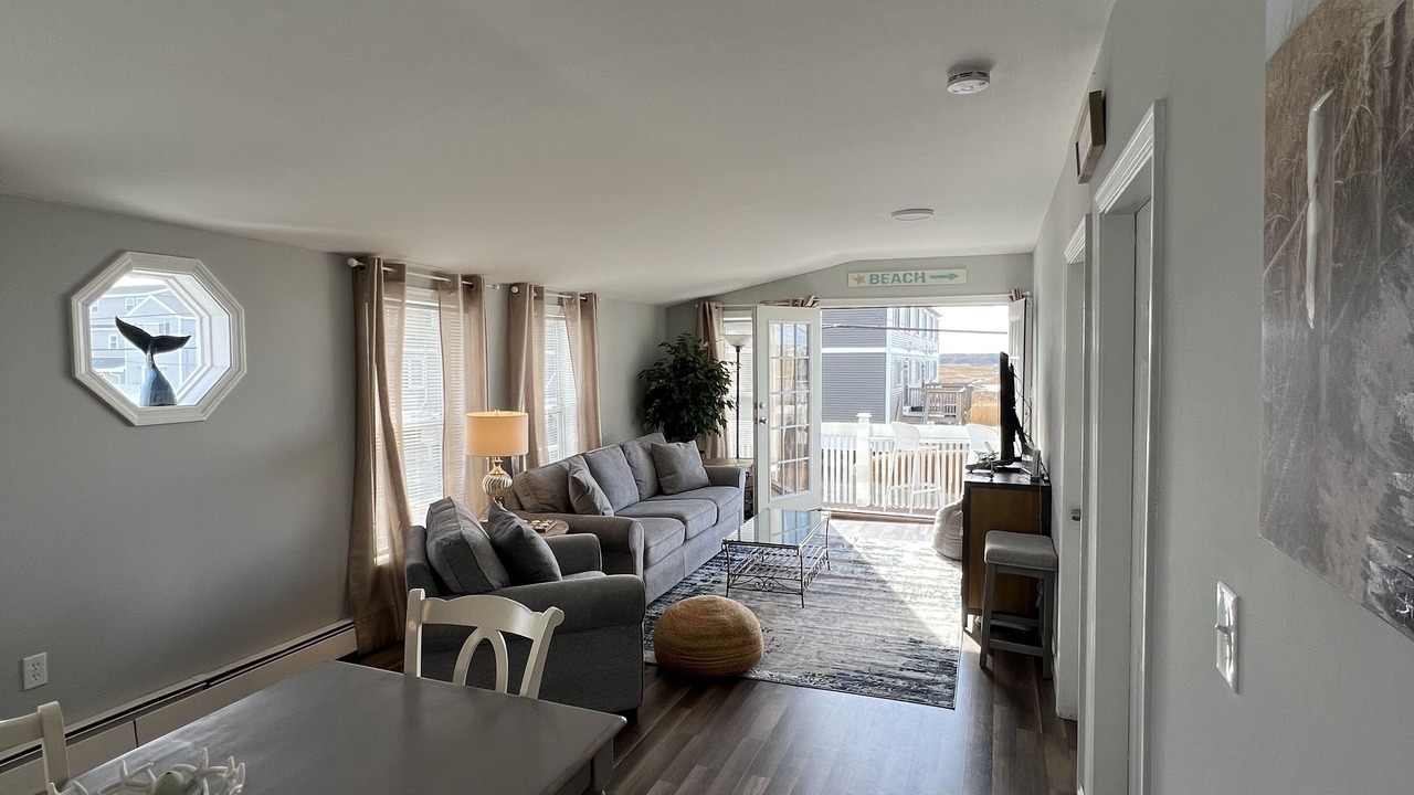 Photo of Livingroom in Salisbury Beach