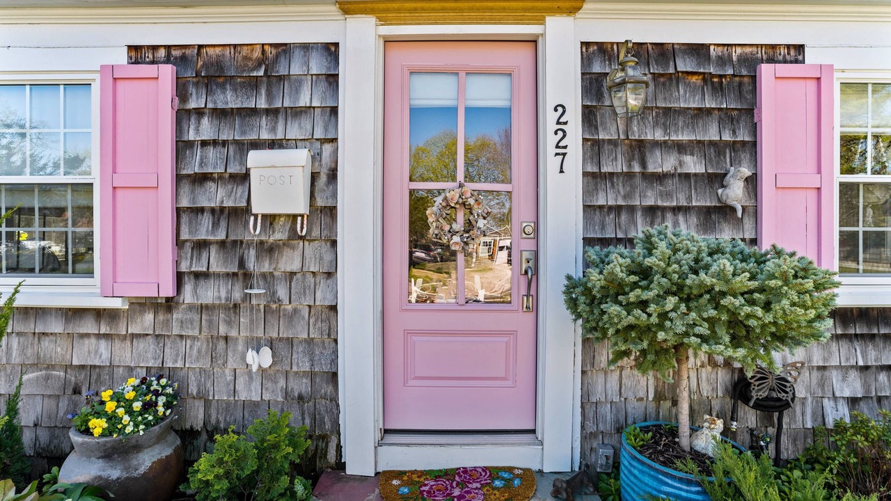 Photo of Others in Hyannis