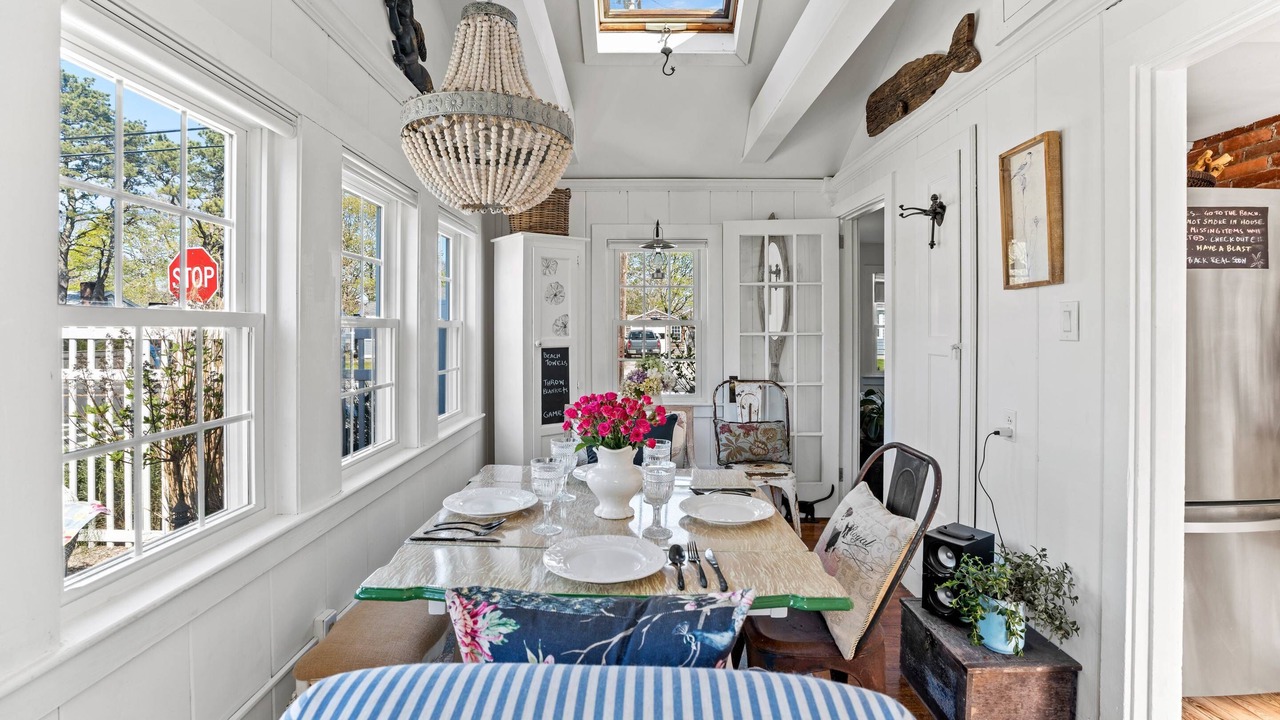 Photo of Livingroom in Hyannis