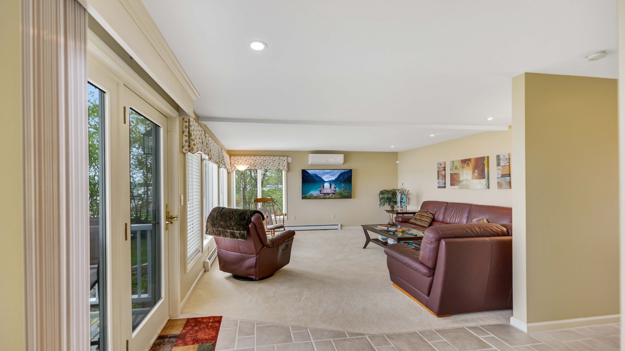 Photo of Livingroom in Canandaigua