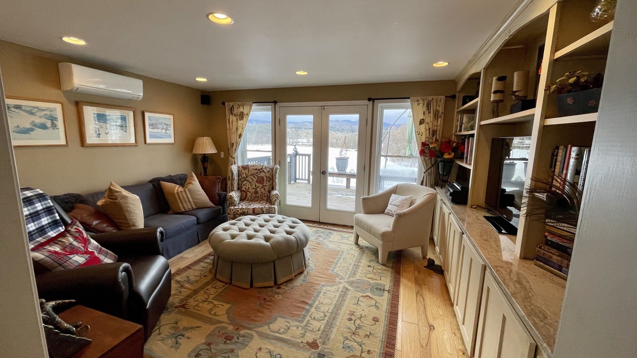 Photo of Livingroom in Stowe