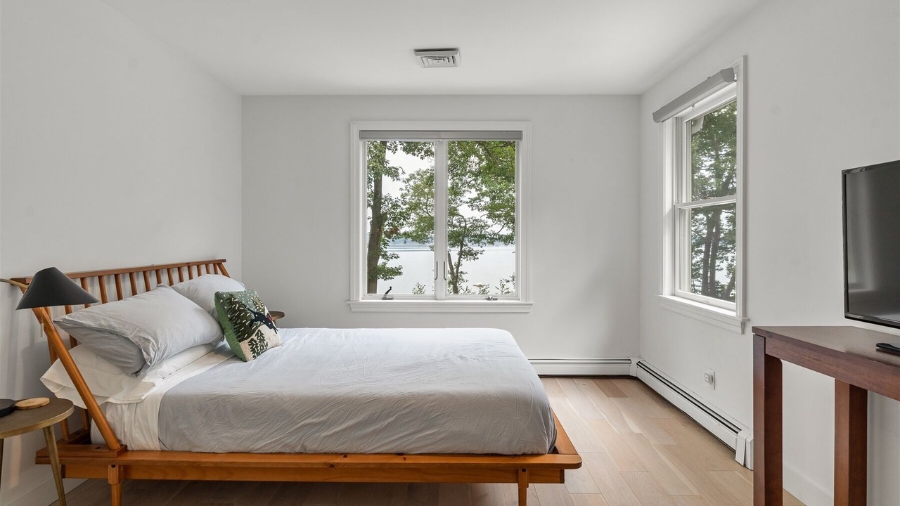 Photo of Bedroom in Yarmouth