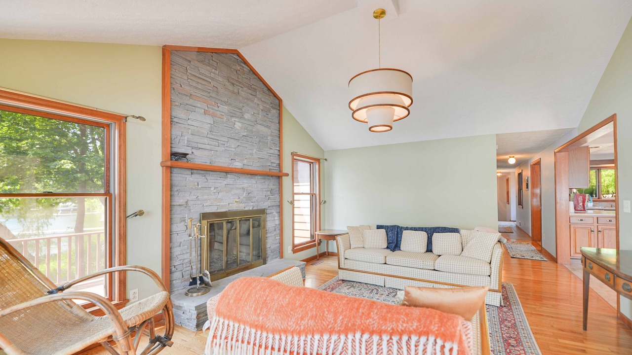 Photo of Livingroom in Honeoye