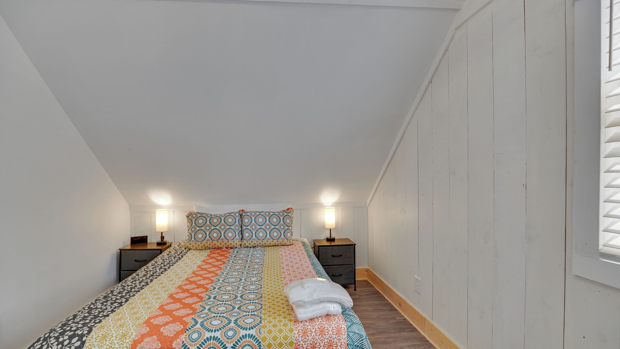 Photo of Bedroom in Valois