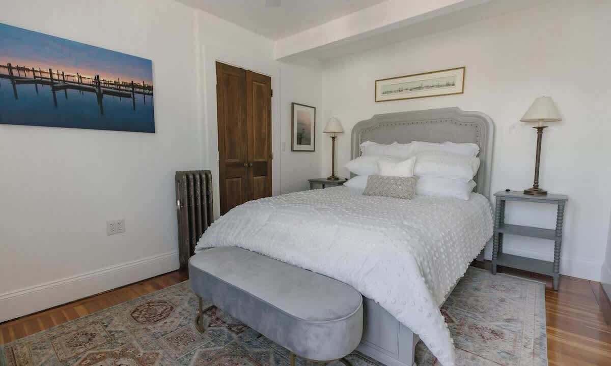 Photo of Bedroom in The Point