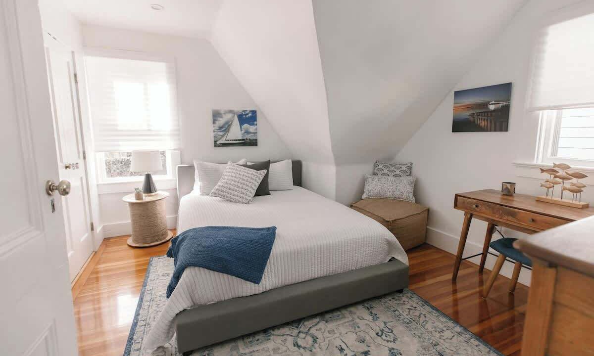 Photo of Bedroom in The Point