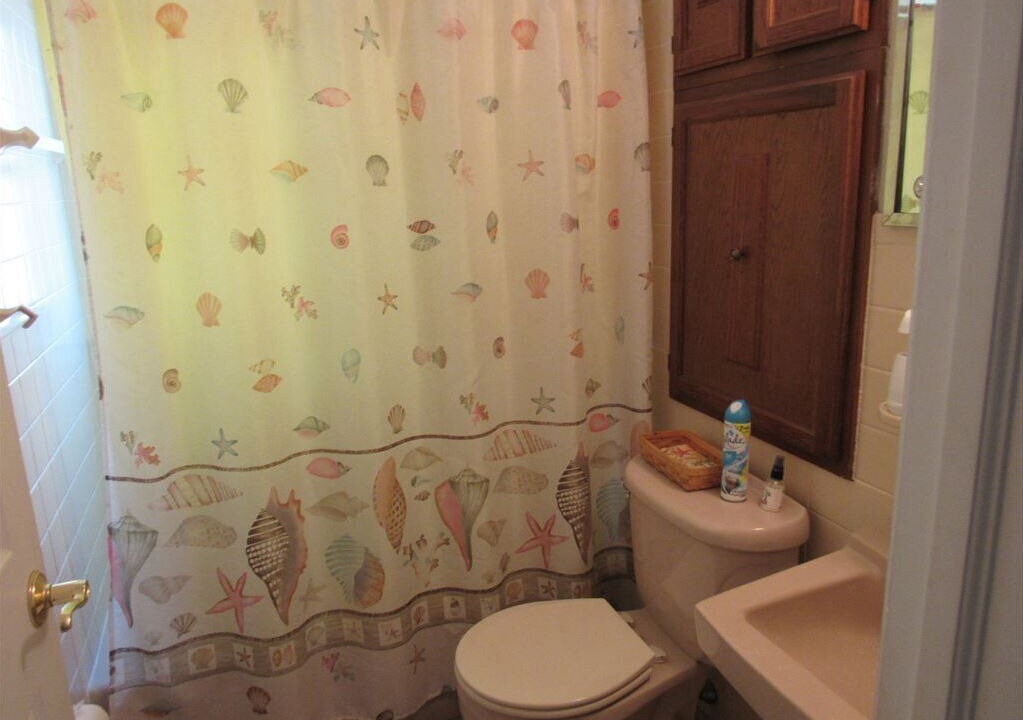 Photo of Bathroom in Ship Bottom