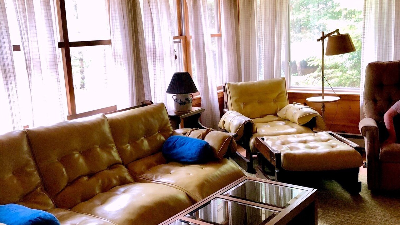 Photo of Livingroom in Acton