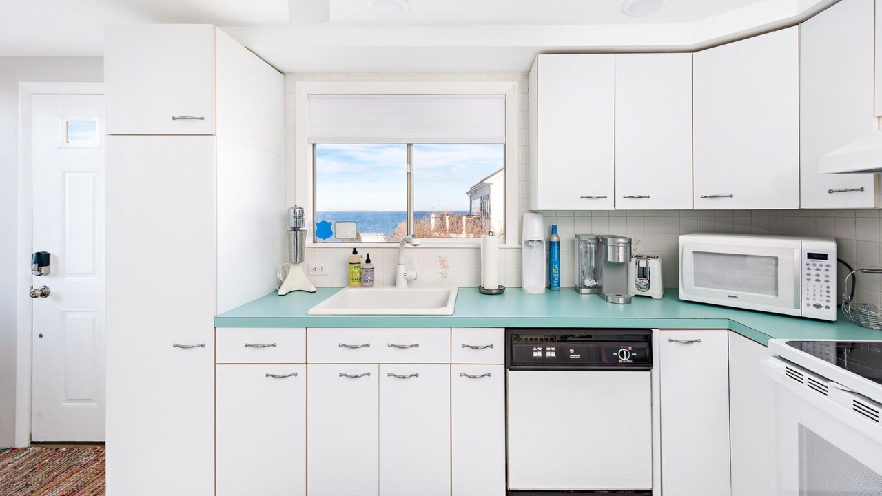 Photo of Kitchen in Jamestown Shores