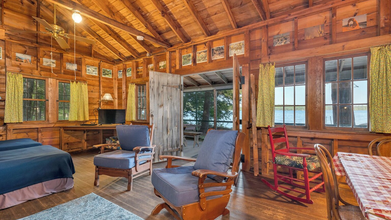 Photo of Bedroom in Moultonborough