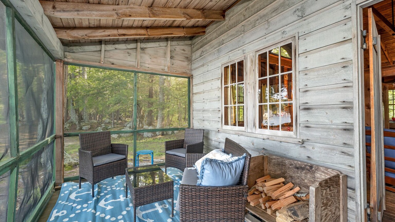 Photo of Patio Balcony in Moultonborough