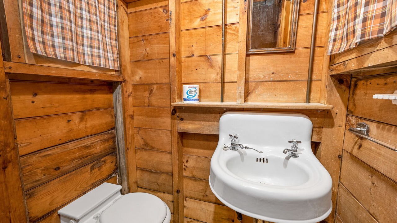 Photo of Bathroom in Moultonborough