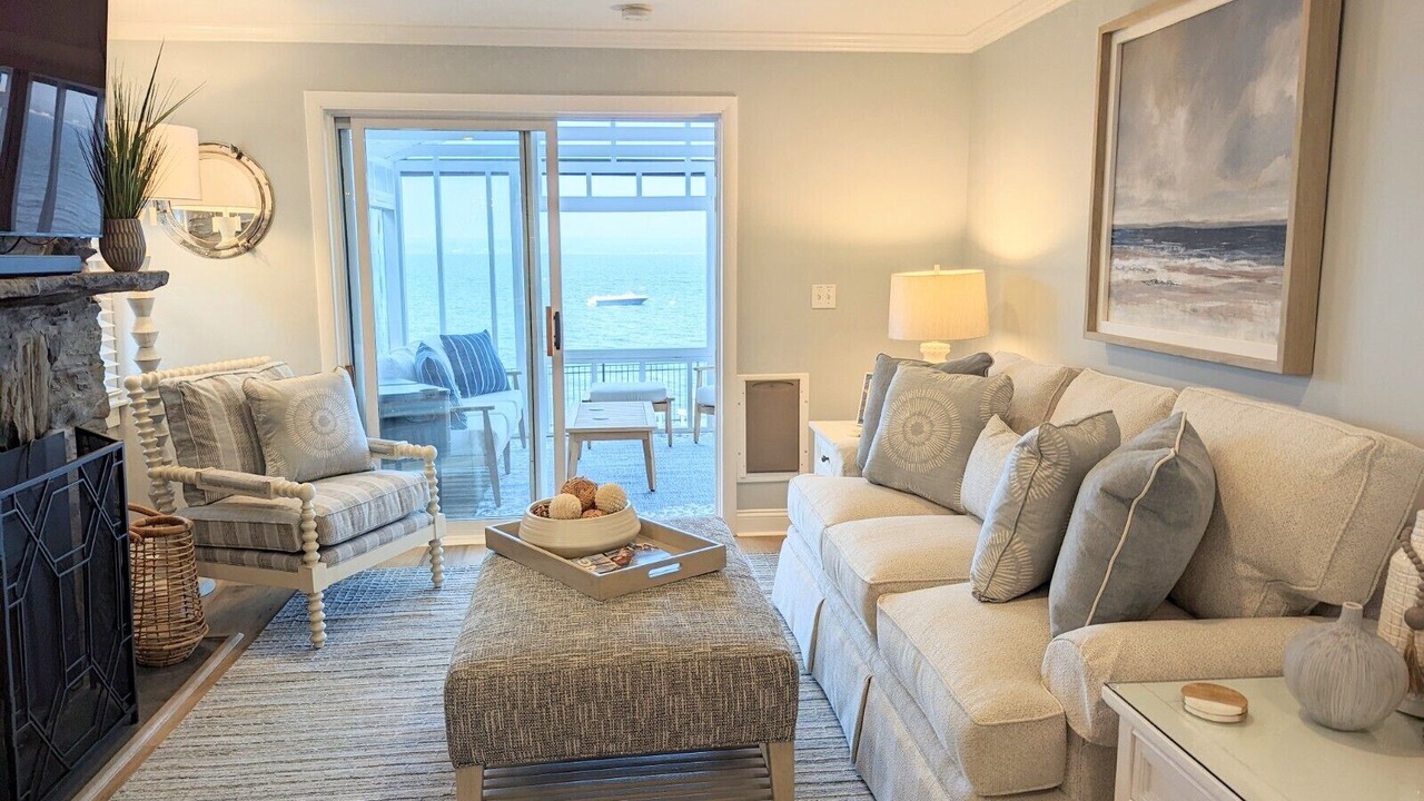 Photo of Livingroom in Portsmouth
