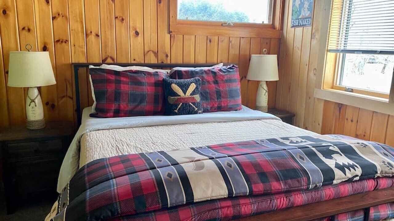 Photo of Bedroom in Alburg