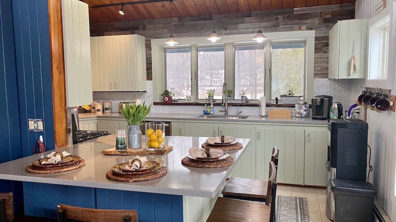 Photo of Kitchen in Alburg