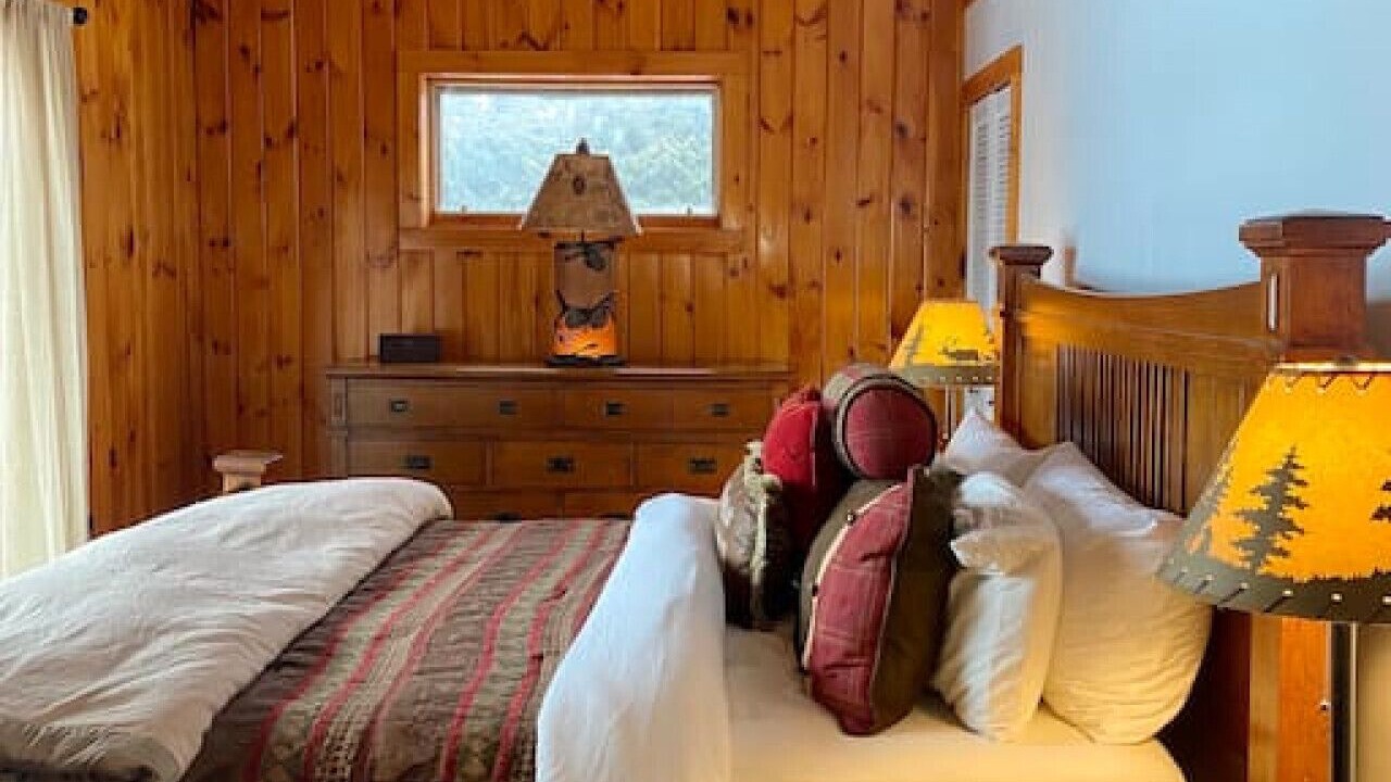Photo of Bedroom in Alburg