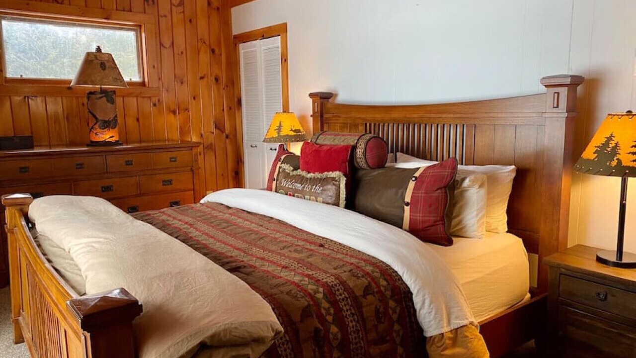Photo of Bedroom in Alburg