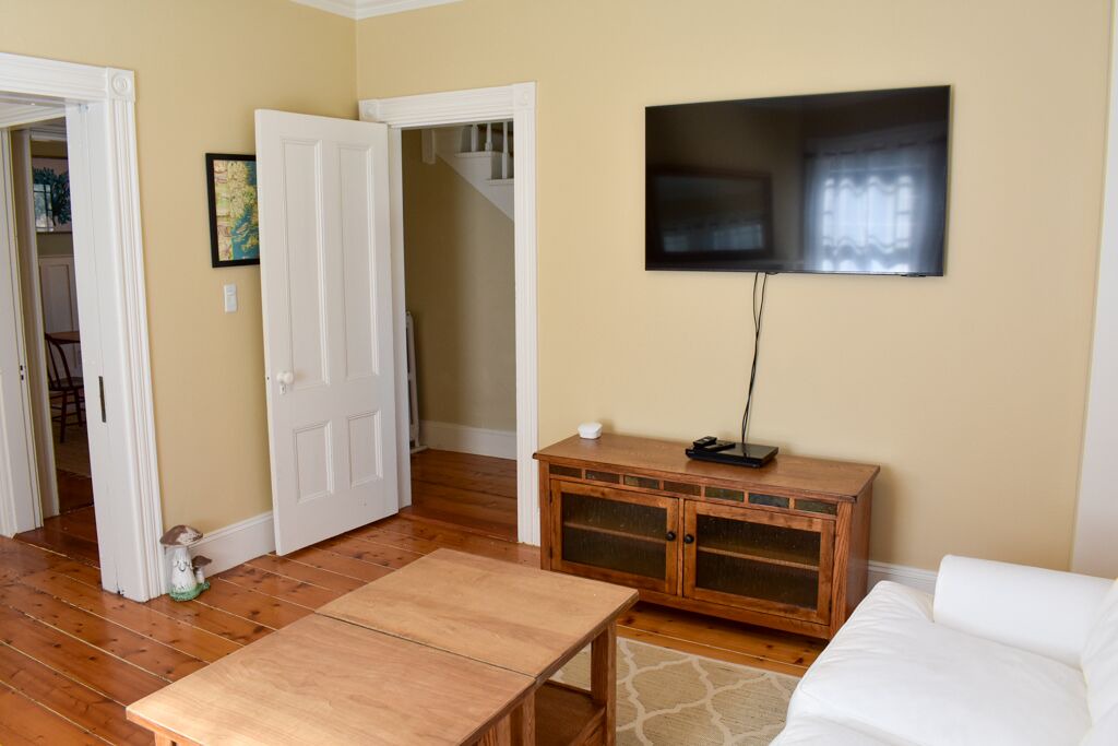 Photo of Livingroom in Dennis