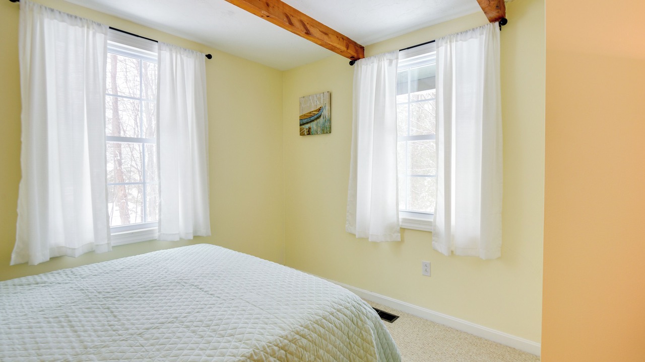 Photo of Bedroom in Tuftonboro
