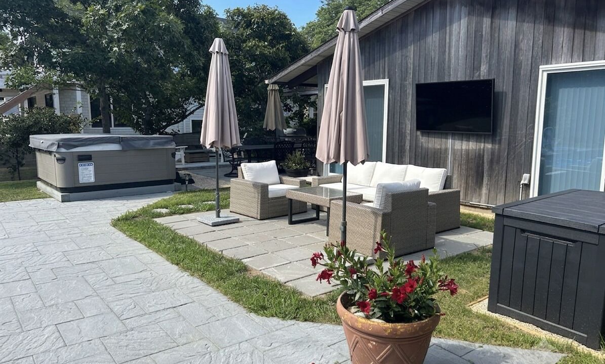 Photo of Patio Balcony in Culloden Shores