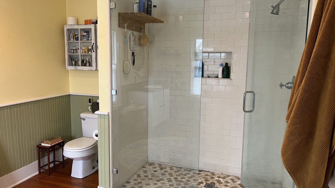 Photo of Bathroom in Livingston