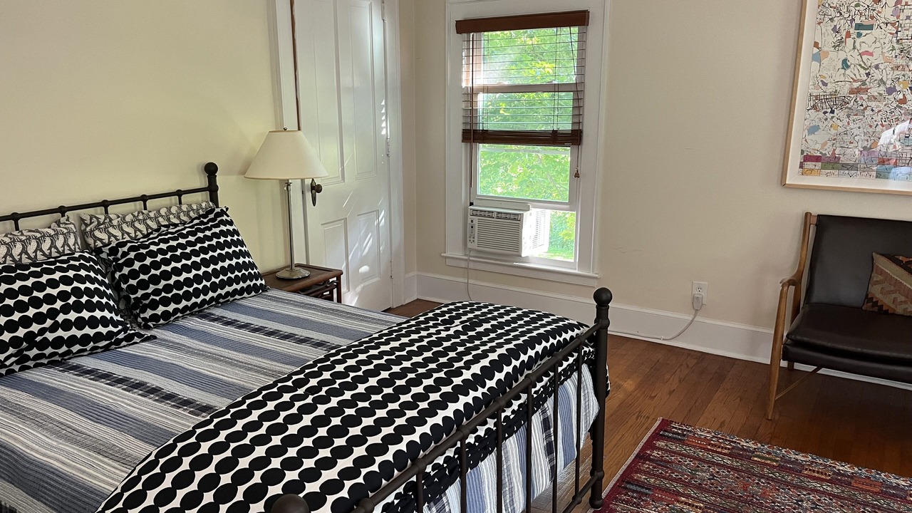 Photo of Bedroom in Livingston
